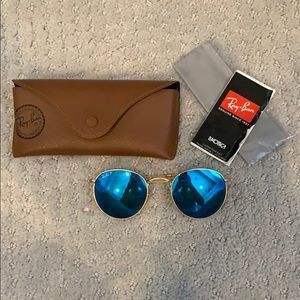 BLUE REFLECTIVE CIRCLE RAY BANS